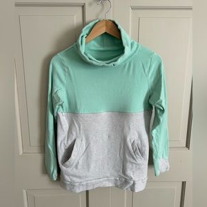 Nursing Queen sweatshirt pullover size XS